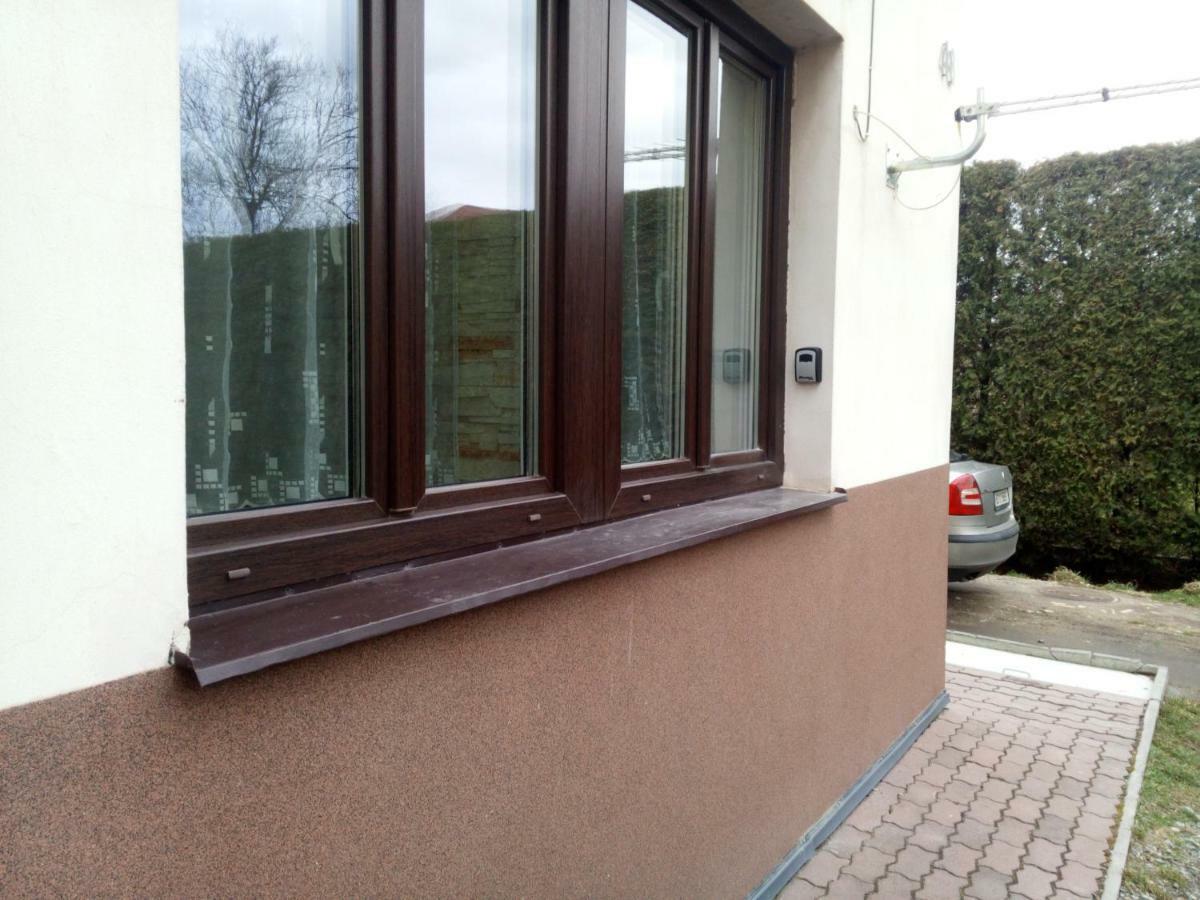 Apartment Hlinska 捷克布杰约维采 外观 照片